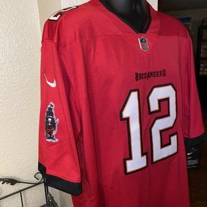Tampa Bay Buccaneers Tom Brady Authentic Nike Vapor On Field Red Jersey L NWT